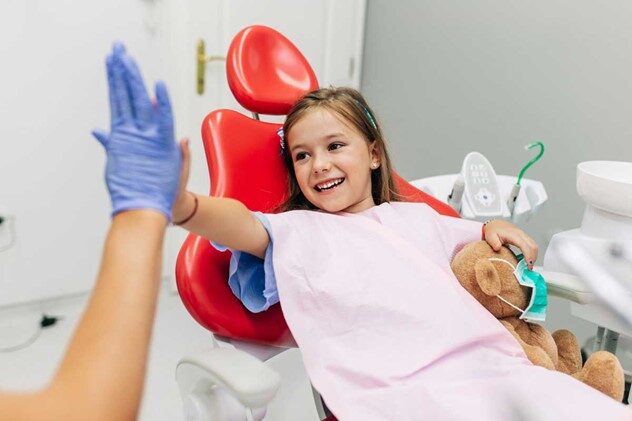 راهنمای انتخاب بهترین دندانپزشک برای کودک