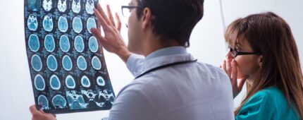 آسیب‌شناسی مغزی: راهکارهای جدید در تشخیص و درمان اختلالات عصبی