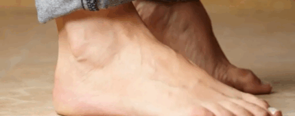 درمان صافی کف پا؛ علائم، دلایل، روش‌های تشخیص و بهترین درمان‌های غیرجراحی