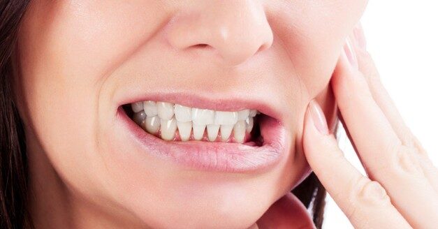 عوارض خطرناک دندان قروچه (براکسیسم) بر سلامت فک و صورت + روش درمان